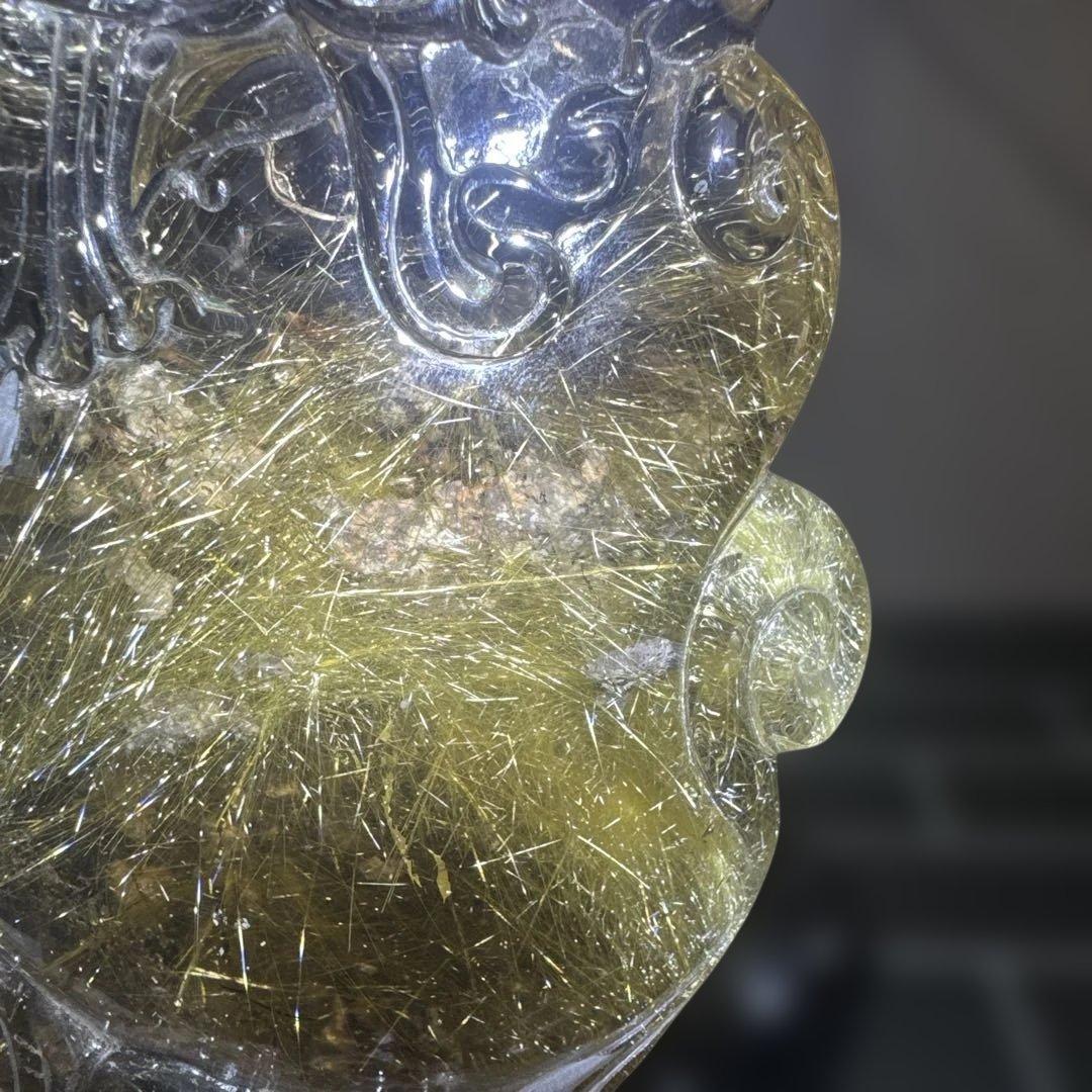 【極上品】ゴールドルチル 観音彫刻 台座付 1117g