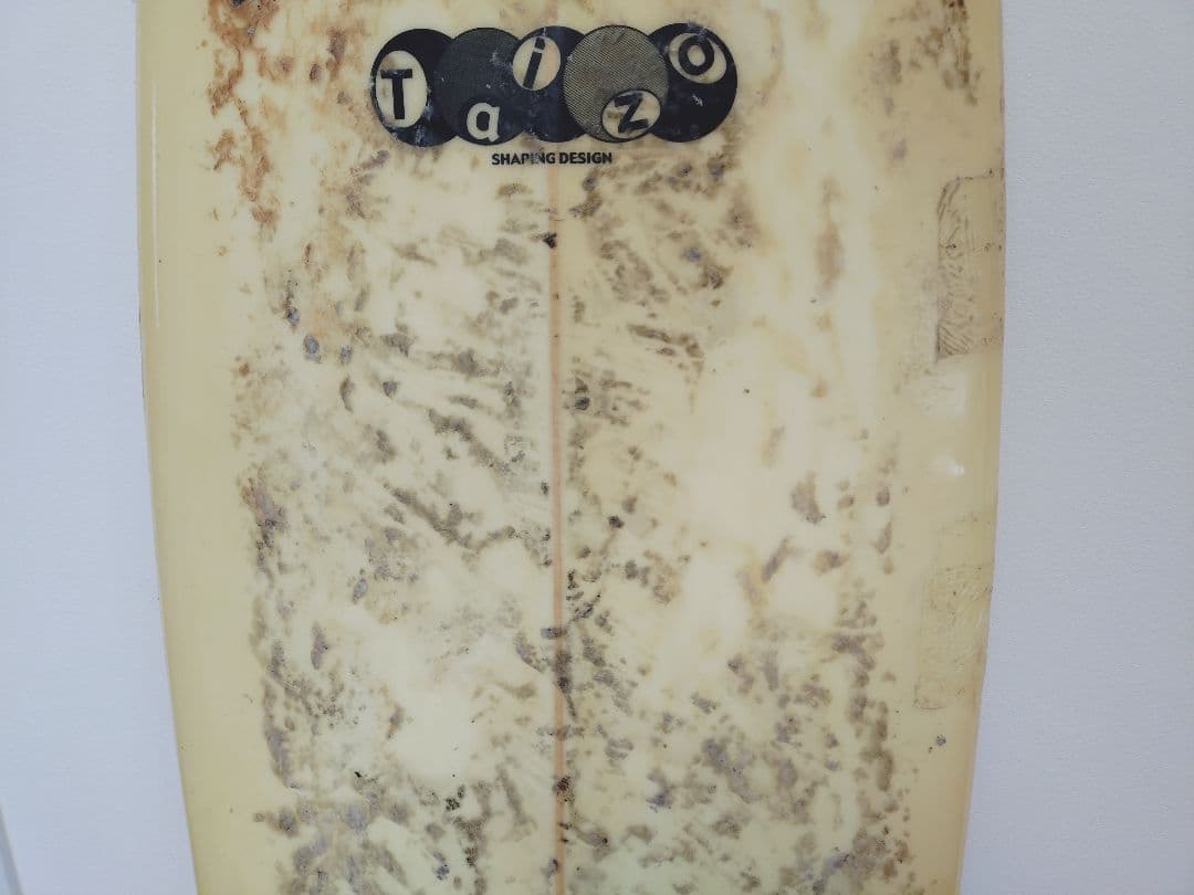 サーフィン　ショートボード 【フィン3枚付き】（送料込み）