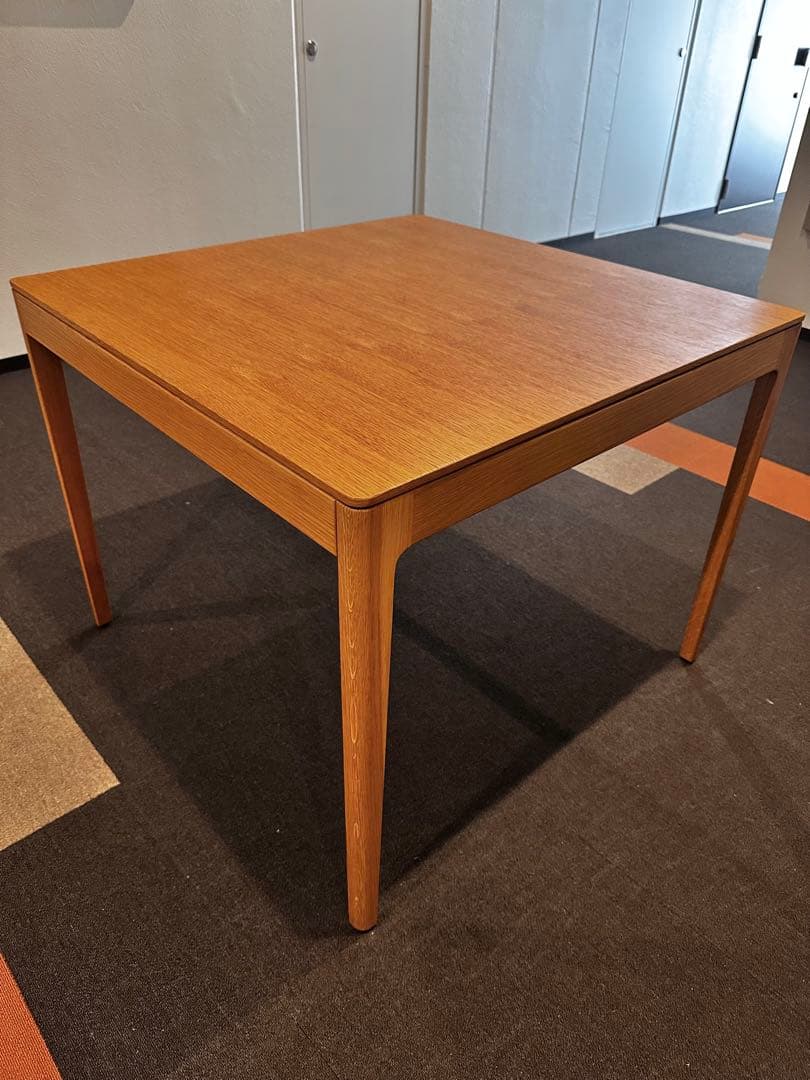 ダイニングテーブル 幅900×900 高さ700mm