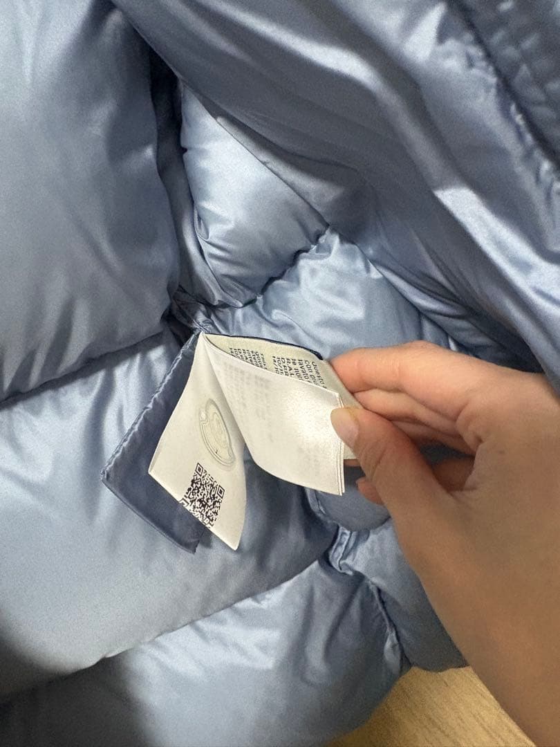 新品未使用 タグ付き モンクレール MONCLER ブルー ショート ダウン