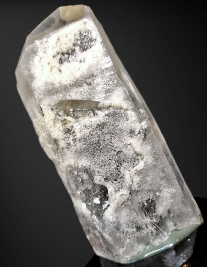 天然ホワイトガーデンクォーツポイント原石 ルチル 虹 アイリス 天然水晶 台座付