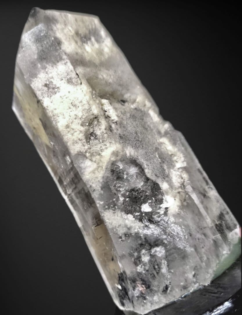 天然ホワイトガーデンクォーツポイント原石 ルチル 虹 アイリス 天然水晶 台座付