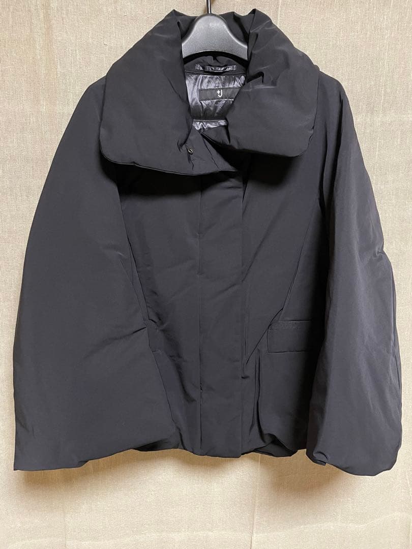 ユニクロ プラスJ ハイブリッドダウンジャケット 数回着用 美品 クリーニング済