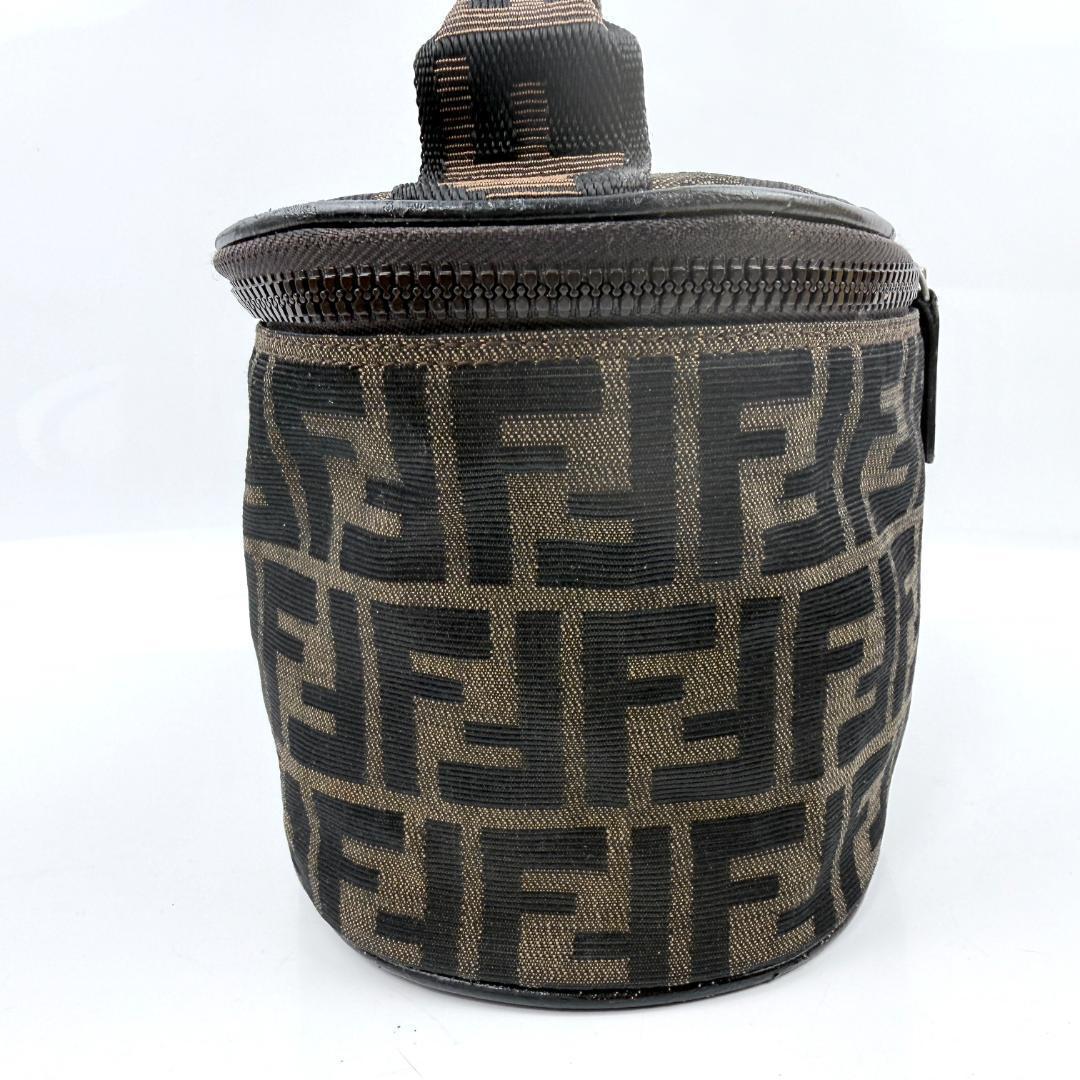 希少【美品】FENDI フェンディ ズッカ柄 バニティ バッグ ポーチ