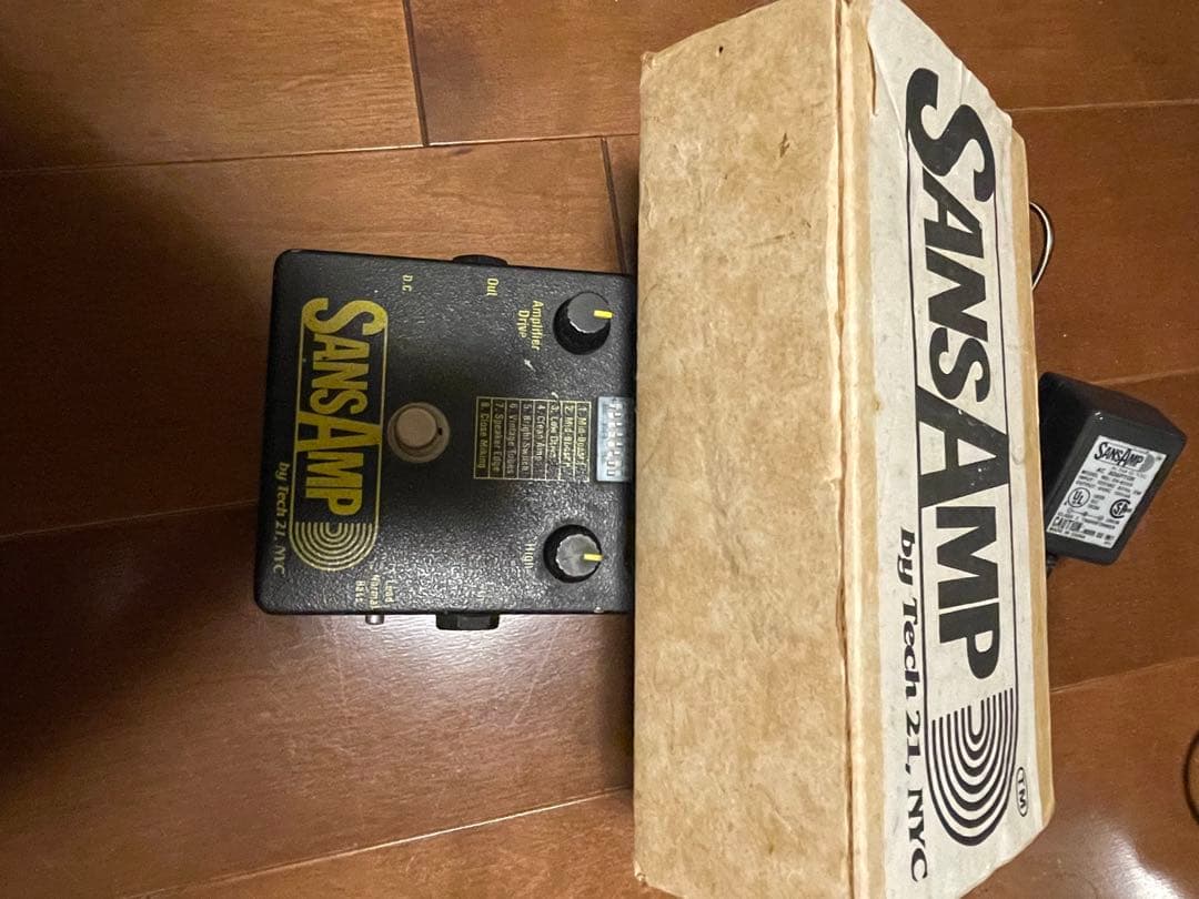 初期型　Tech 21 SansAmp ギターエフェクター　classic表記前