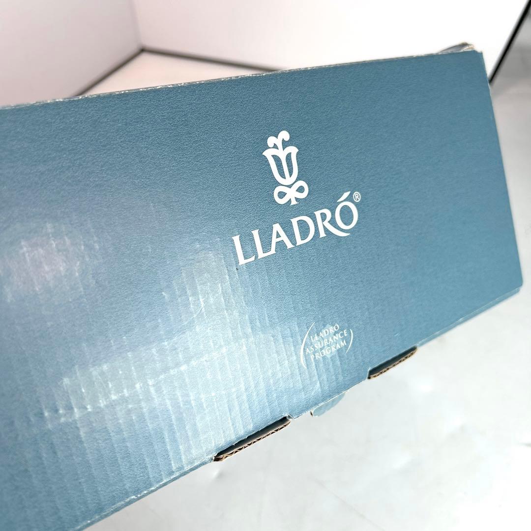 【箱・保証書付き】リヤドロ リトルローズ　バラ色の服を着た少女 LLADRO