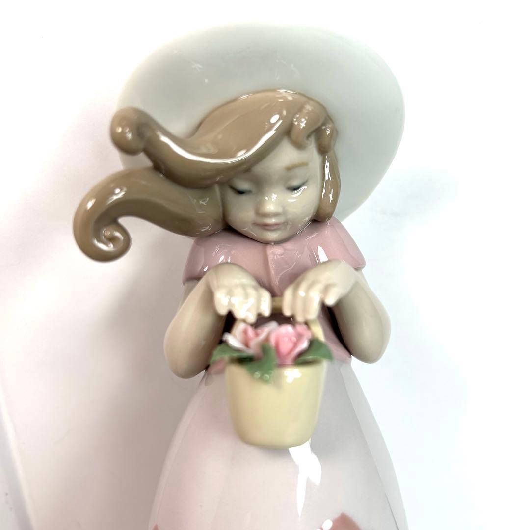 【箱・保証書付き】リヤドロ リトルローズ　バラ色の服を着た少女 LLADRO