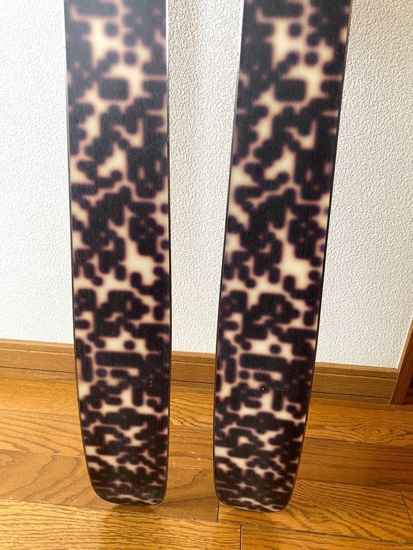 ARMADAスキー最終値下げ‼️