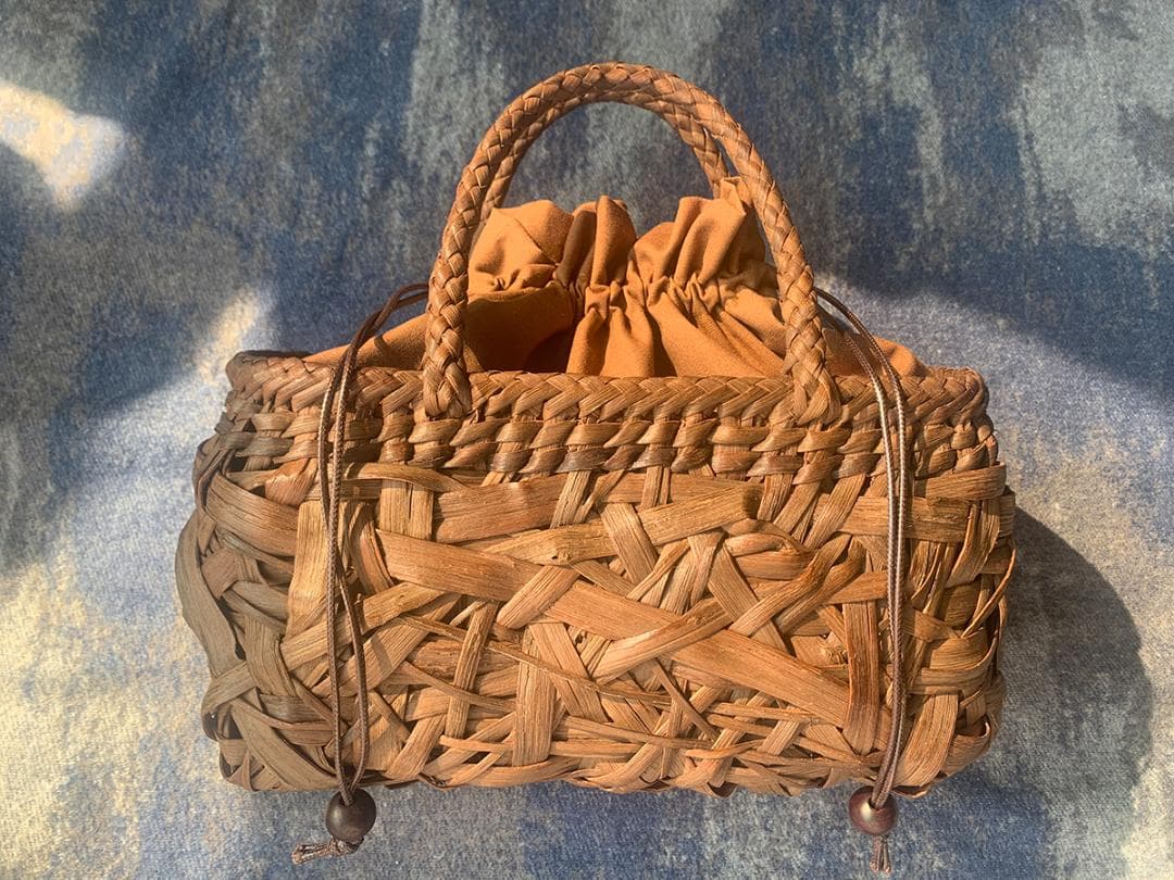 山葡萄 かご 乱れ編み 籠 職人の手作り手提げ 内布あり