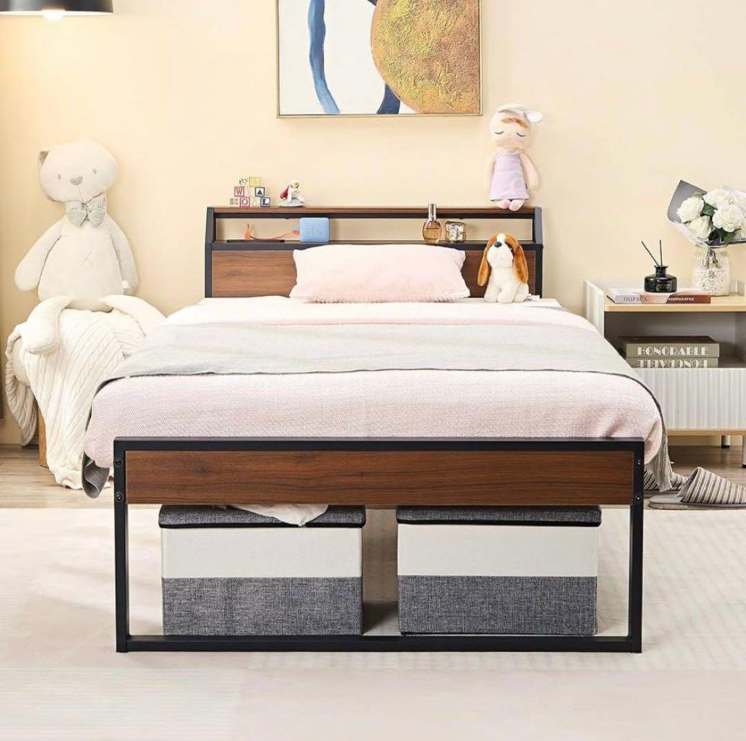 ベッドフレーム　 【大特価】　シングル 2口コンセント&USB充電付き