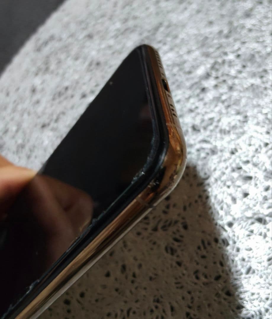 iPhone XS 256GB 初期化済み