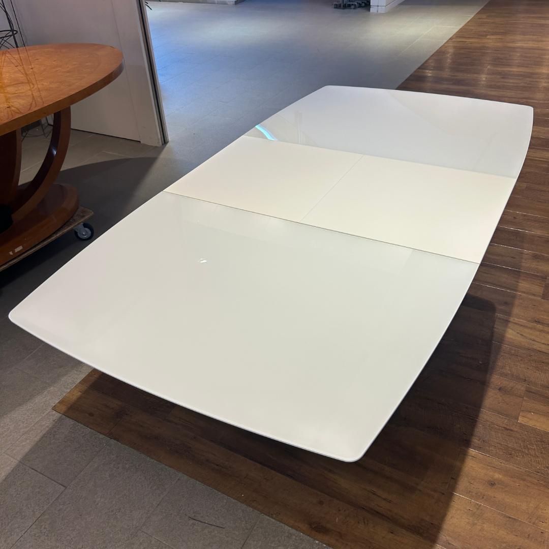 本日限り極美品♥Boconcept 　ミラノ　伸長式　ダイニングテーブル