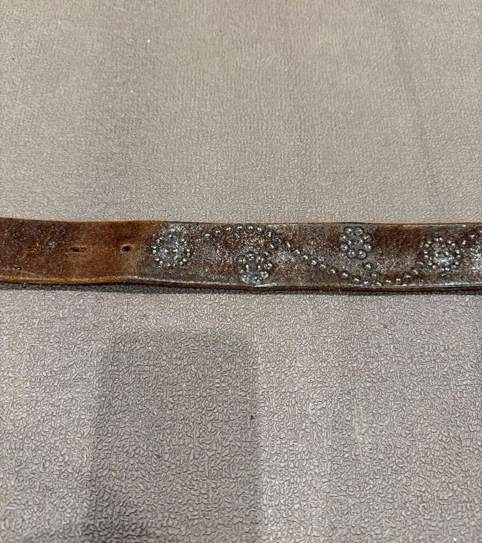 HTC / フラワー スタッズレザーベルト(サイズ34)