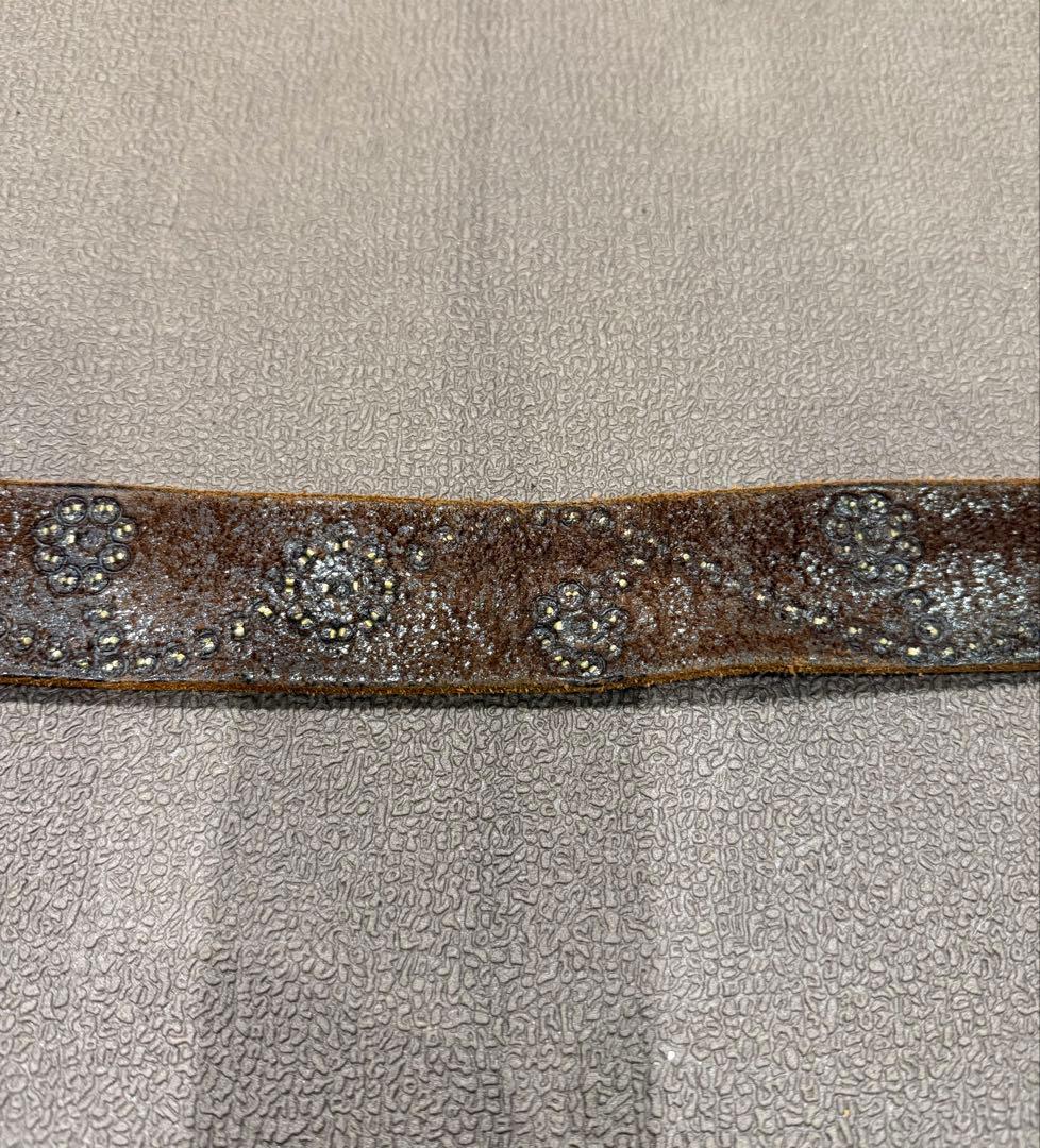 HTC / フラワー スタッズレザーベルト(サイズ34)