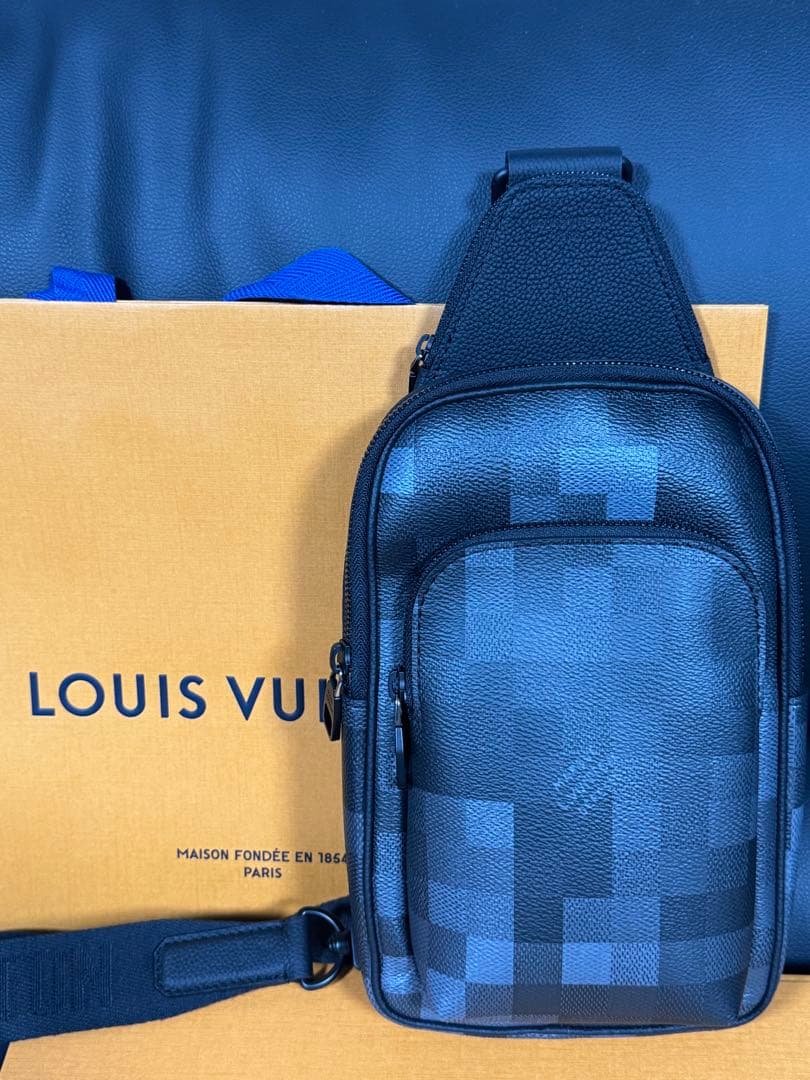 し*ん様 【正規品】Louis Vuittonアヴェニュー・スリングバッグM14