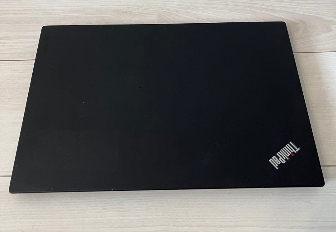 ThinkPad X1 Carbon 14型Core i5 8GB 256GB