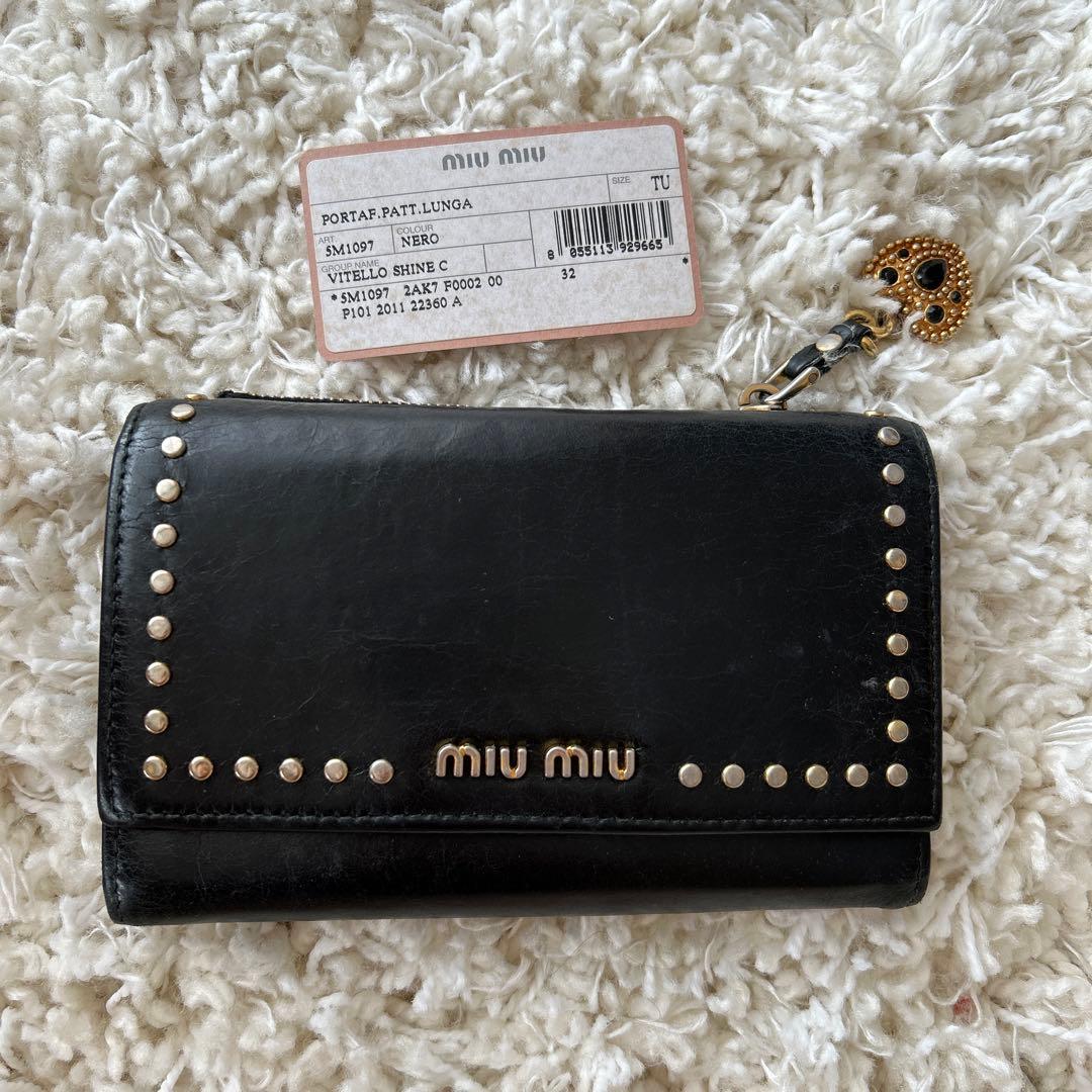 MIUMIU 財布 ブラック