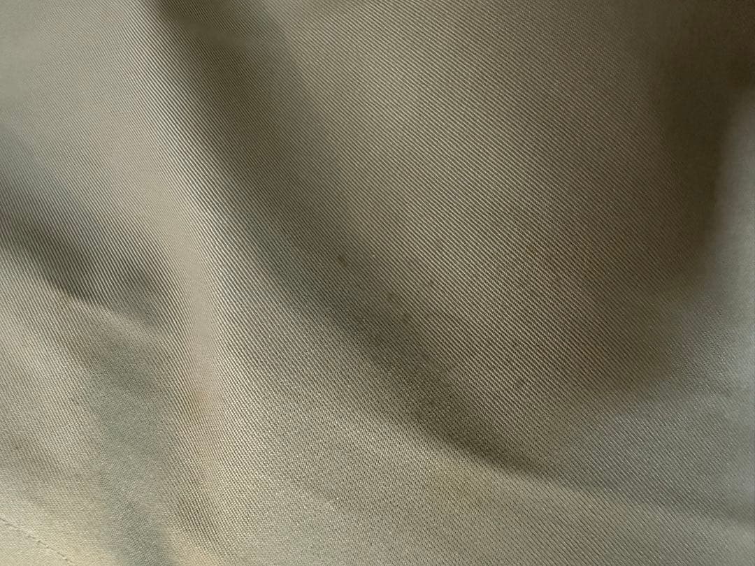 Burberry トレンチコート(ベージュ×ゴールドボタン)