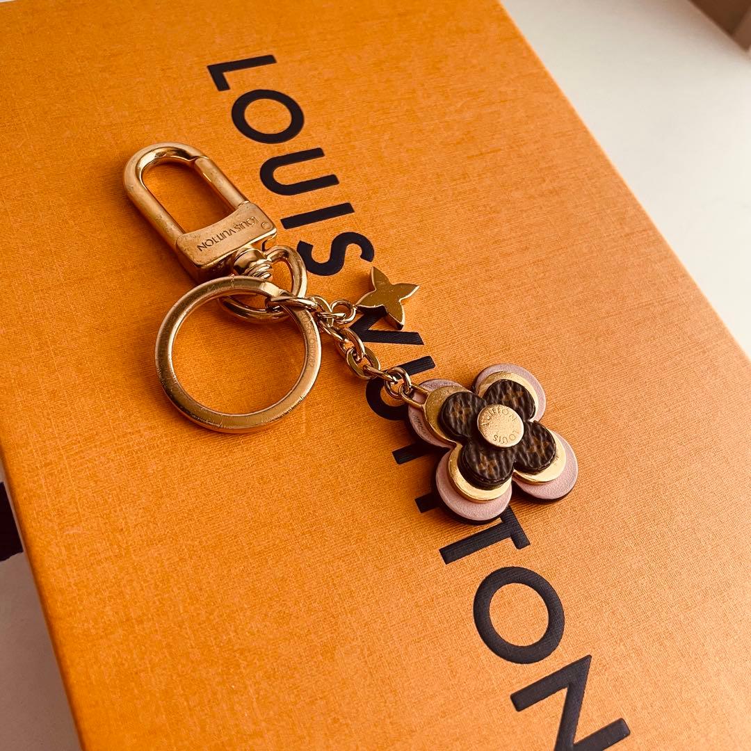 現行✨ルイヴィトン ポルトクレ・ブルーミングフラワーBBキーホルダー チャーム