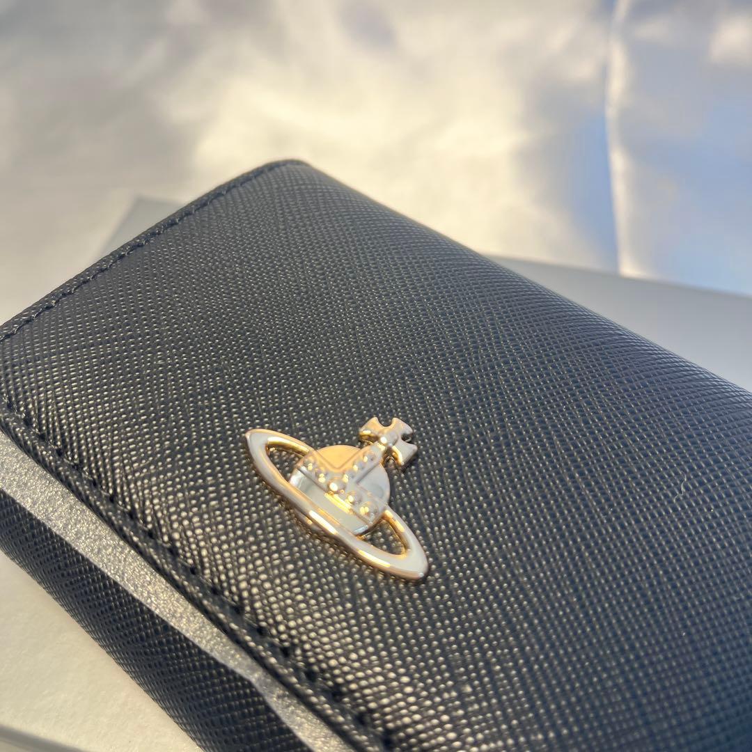 新品 Vivienne Westwood 黒 三つ折り財布 バレンタイン 人気