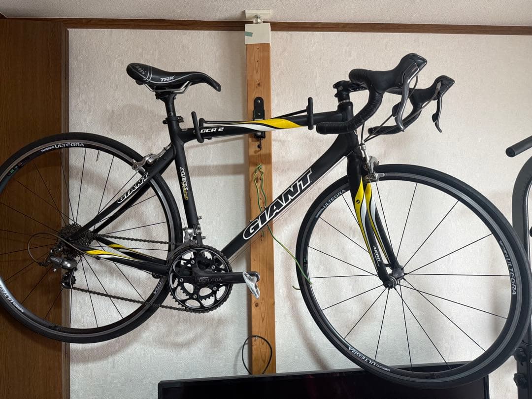 GIANT ロードバイク アルテグラ　ULTEGRA ブラック/イエロー