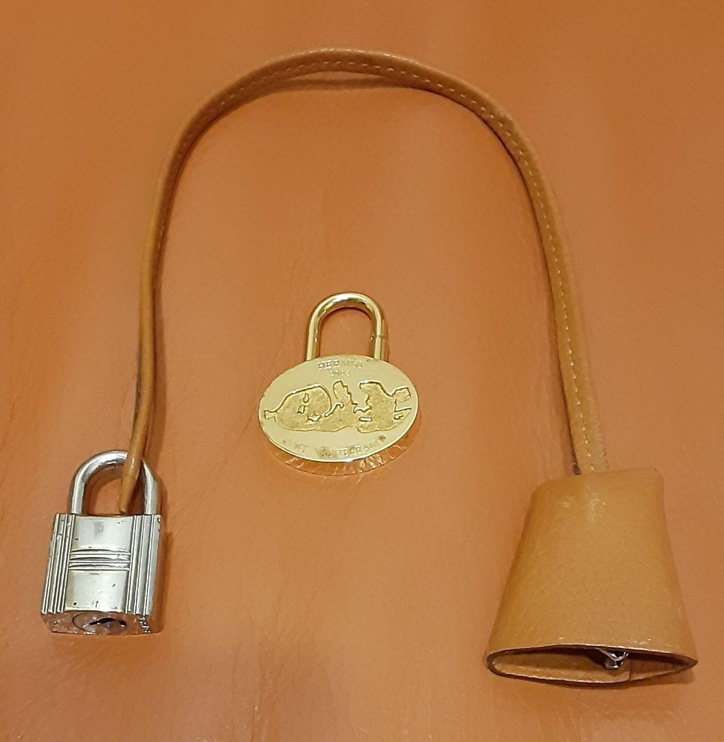 エルメス クロシェット 南京錠 キーホルダー