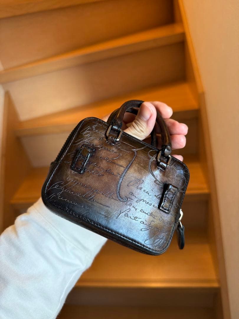 Berluti ベルルッティ　スクリットレザー アンジュール ナノ　ケース　財布