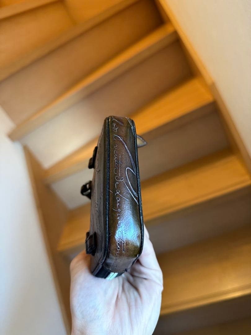 Berluti ベルルッティ　スクリットレザー アンジュール ナノ　ケース　財布