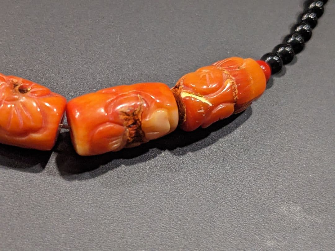 珊瑚 ヴィンテージ 手彫り コーラル ネックレス アンティーク コーラル ビーズ