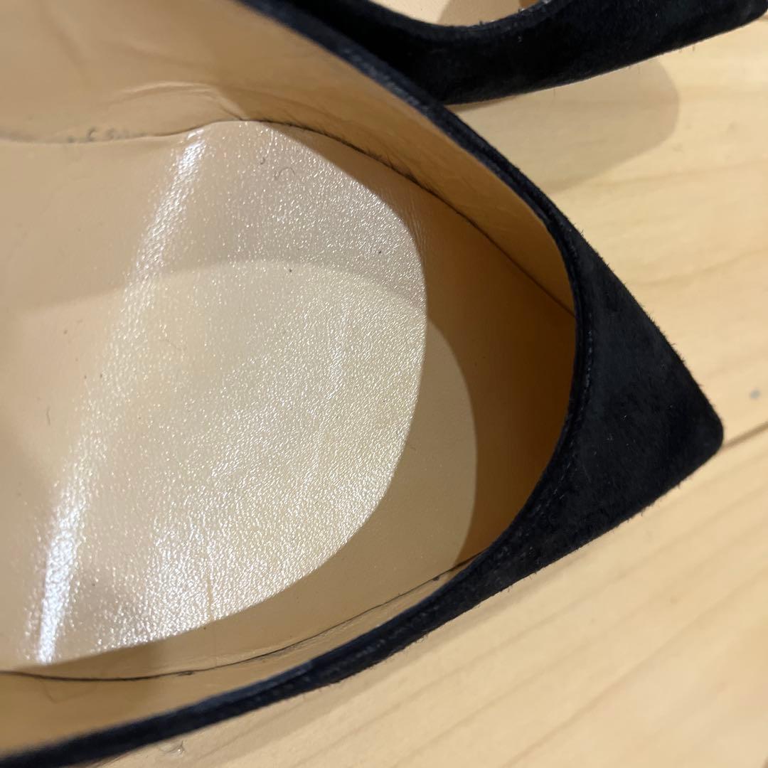 Christian Louboutin 黒 スエード パンプス