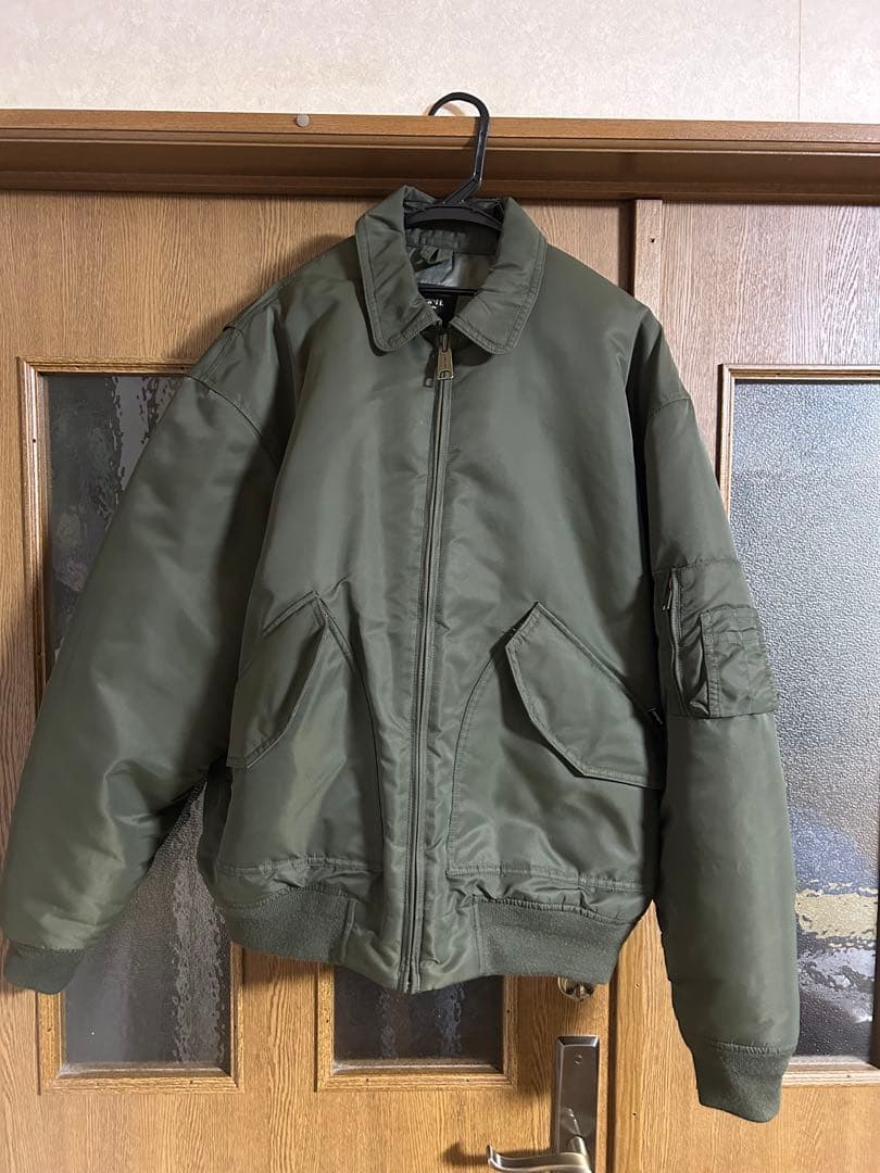 や*ま様 CARHARTT WIP OLTEN BOMBER-Plant