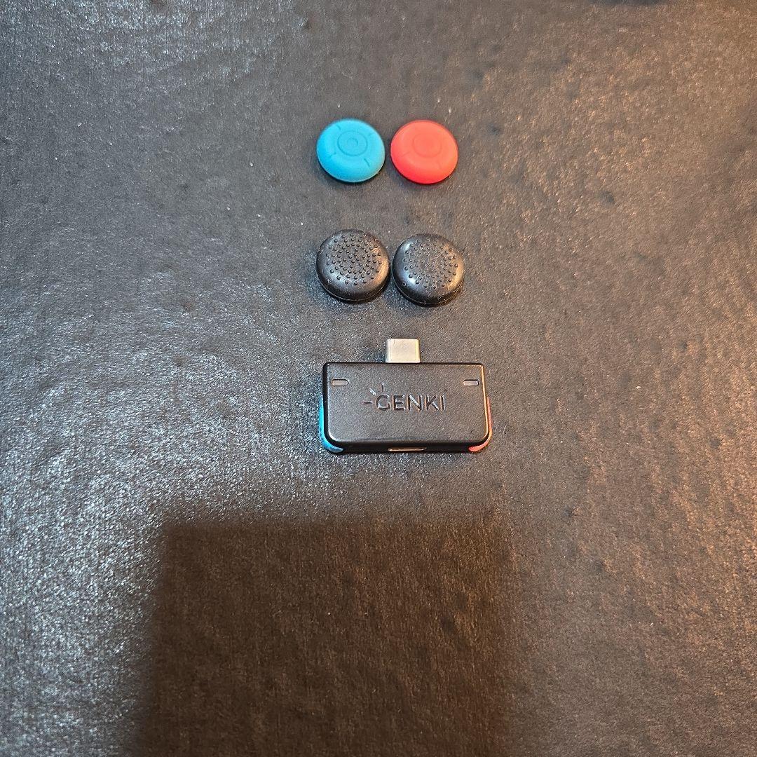 Nintendo Switch 本体 青/赤 Joy-Con付き+アクセサリー