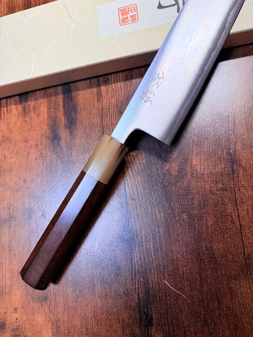 助松　和牛刀 切付　包丁　8寸　鍛造 銀三鋼　紫檀白水牛八角柄