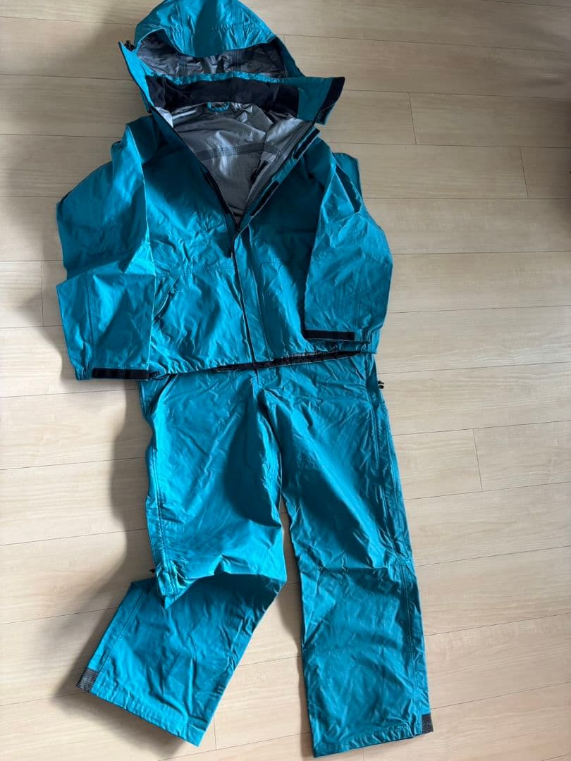 GREEN CLOTHING 上下セットMサイズ　スノーボード