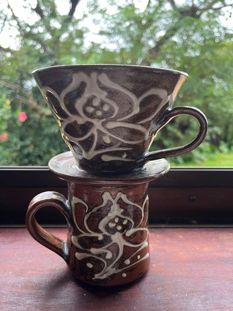沖縄　やちむん　読谷　拓実窯　コーヒードリッパーとマグカップ