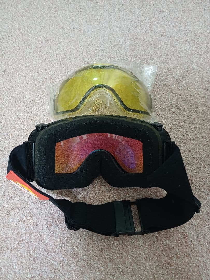 QUIKSILVER マルチカラースノーボードウェア上下・ゴーグル・グローブ