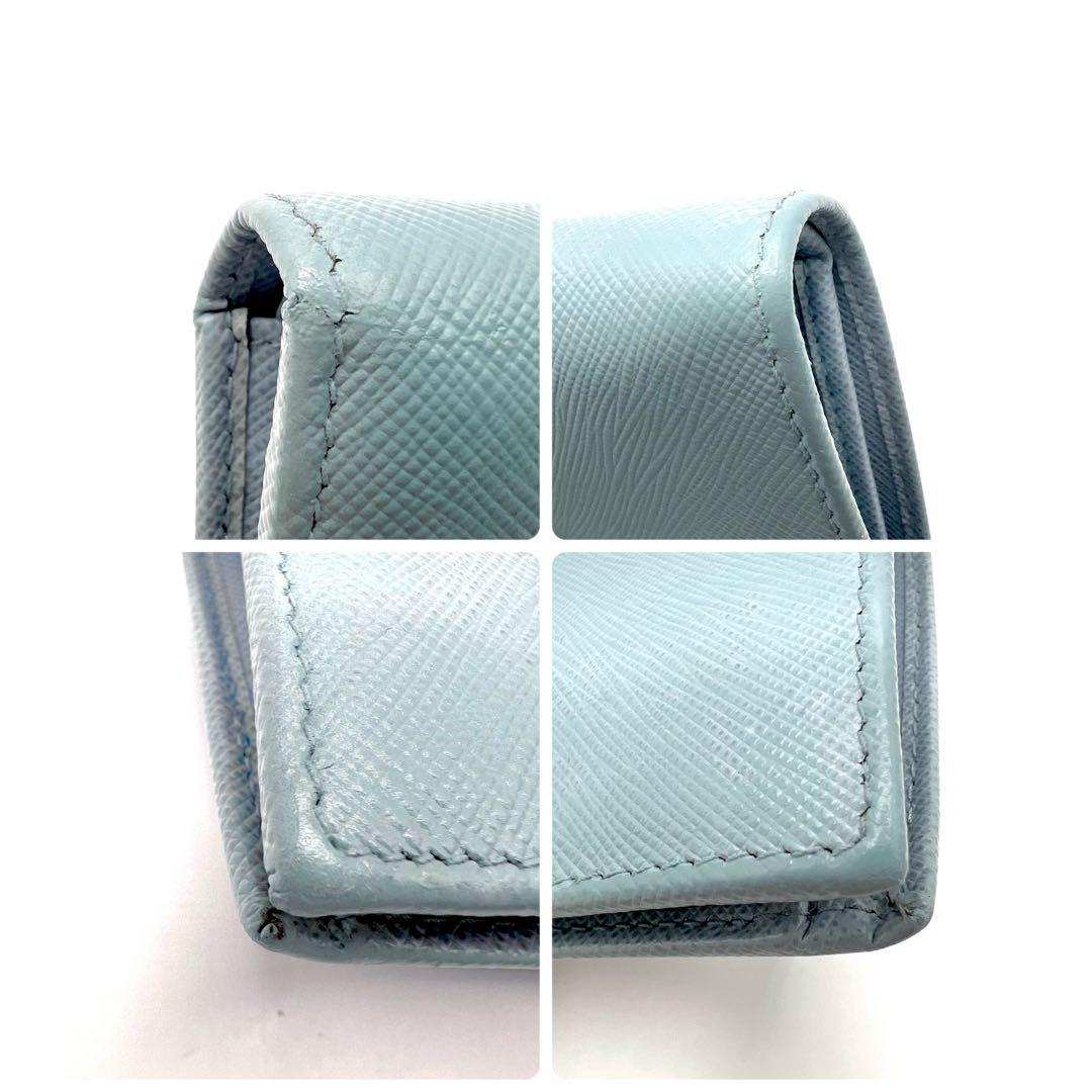 美品/現行✨プラダ 二つ折り財布 三角ロゴ レザー RFID ライトブルー 水色
