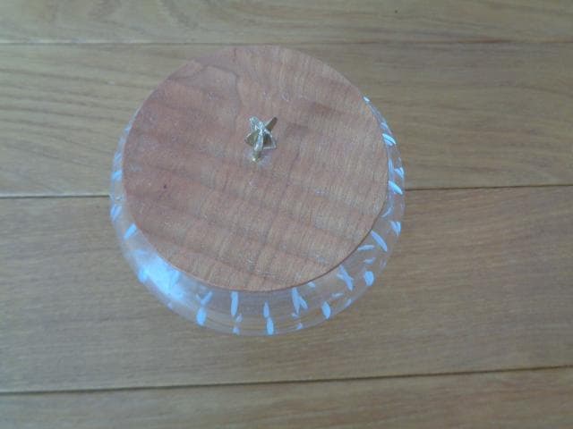 今村知佐さん　ガラスキャニスター 木製蓋付き　真鍮つまみ