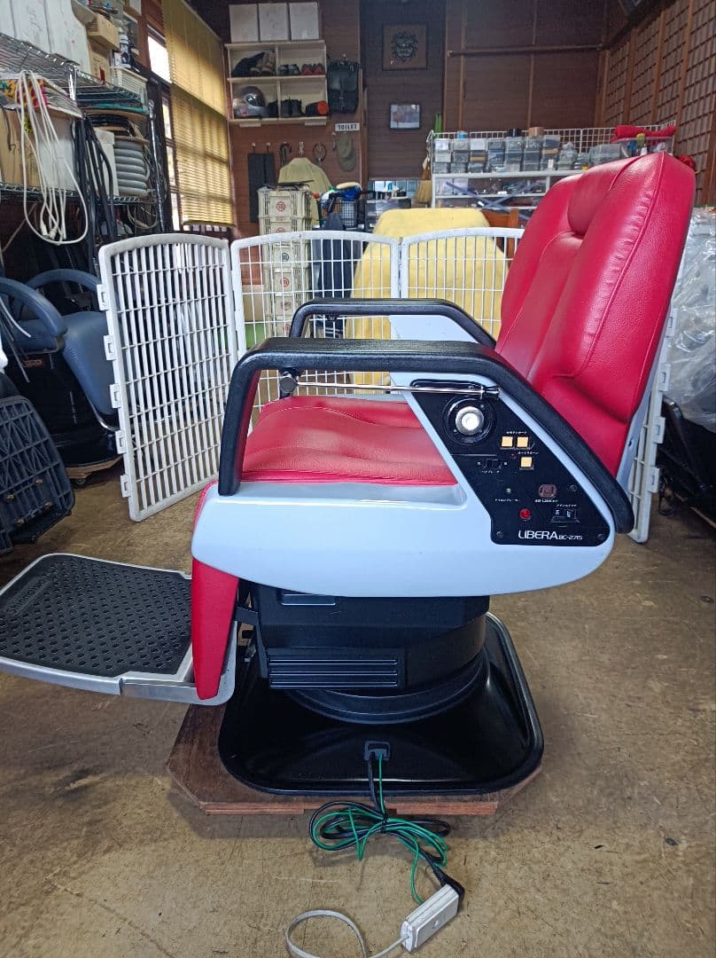 理容機器　新明和ＢＣ―２７１５　再生品