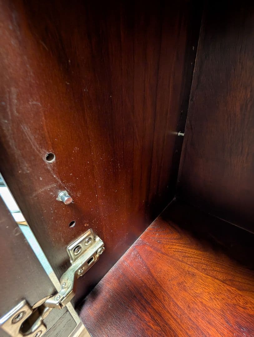 木製　キャビネット　扉　引き出し付　インテリア