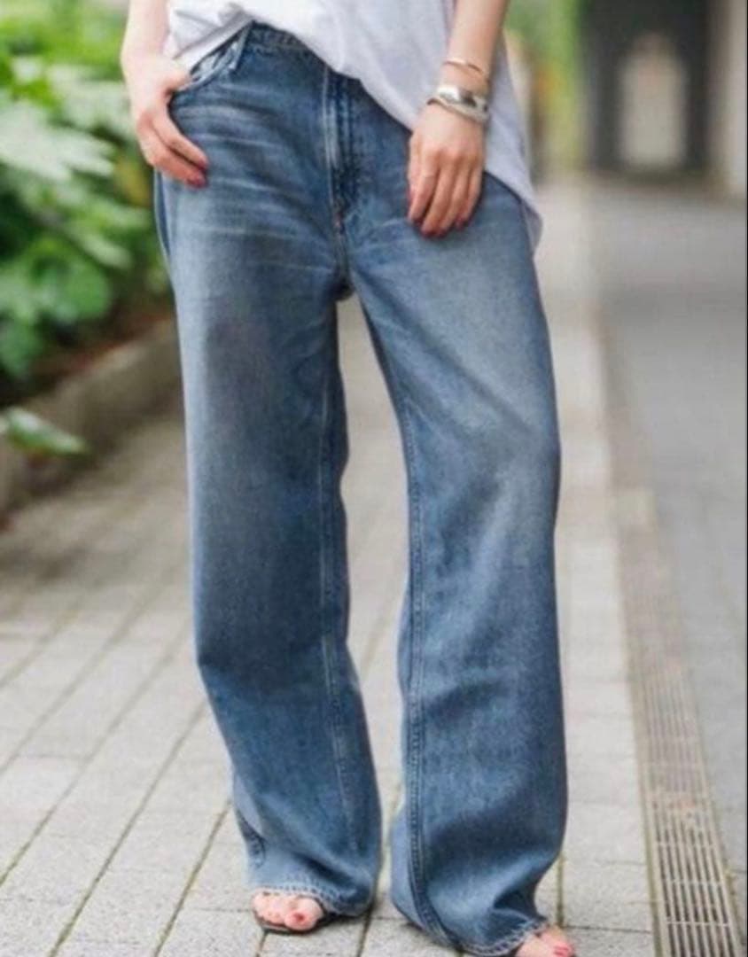 アッパーハイツ　THE CLARA FEATHER BLUE　サイズ24