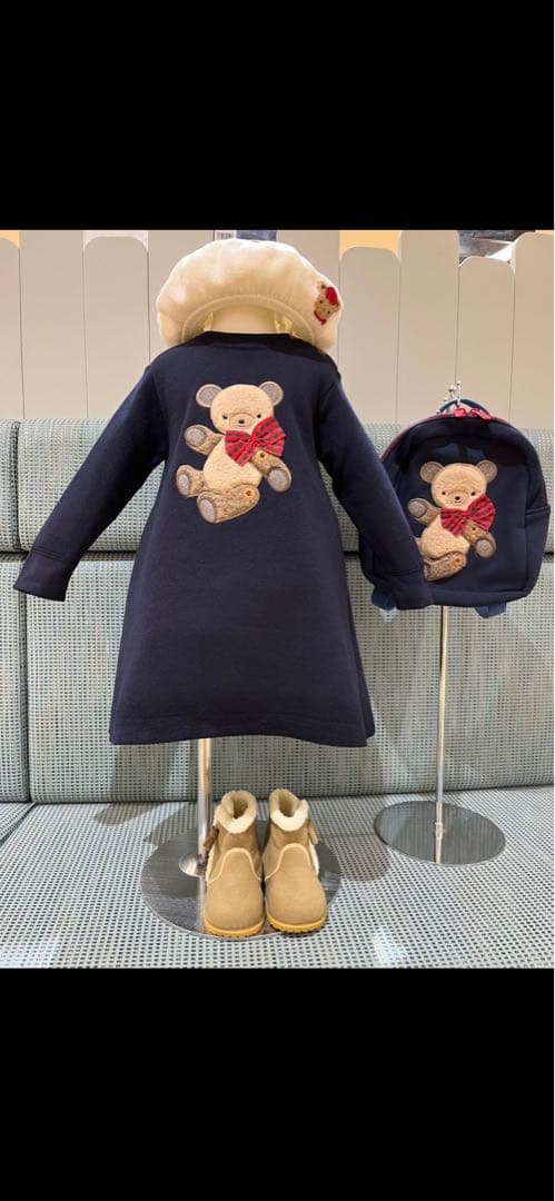 ファミリア familiar 90 ニット ワンピース 長袖 クマ 刺繍