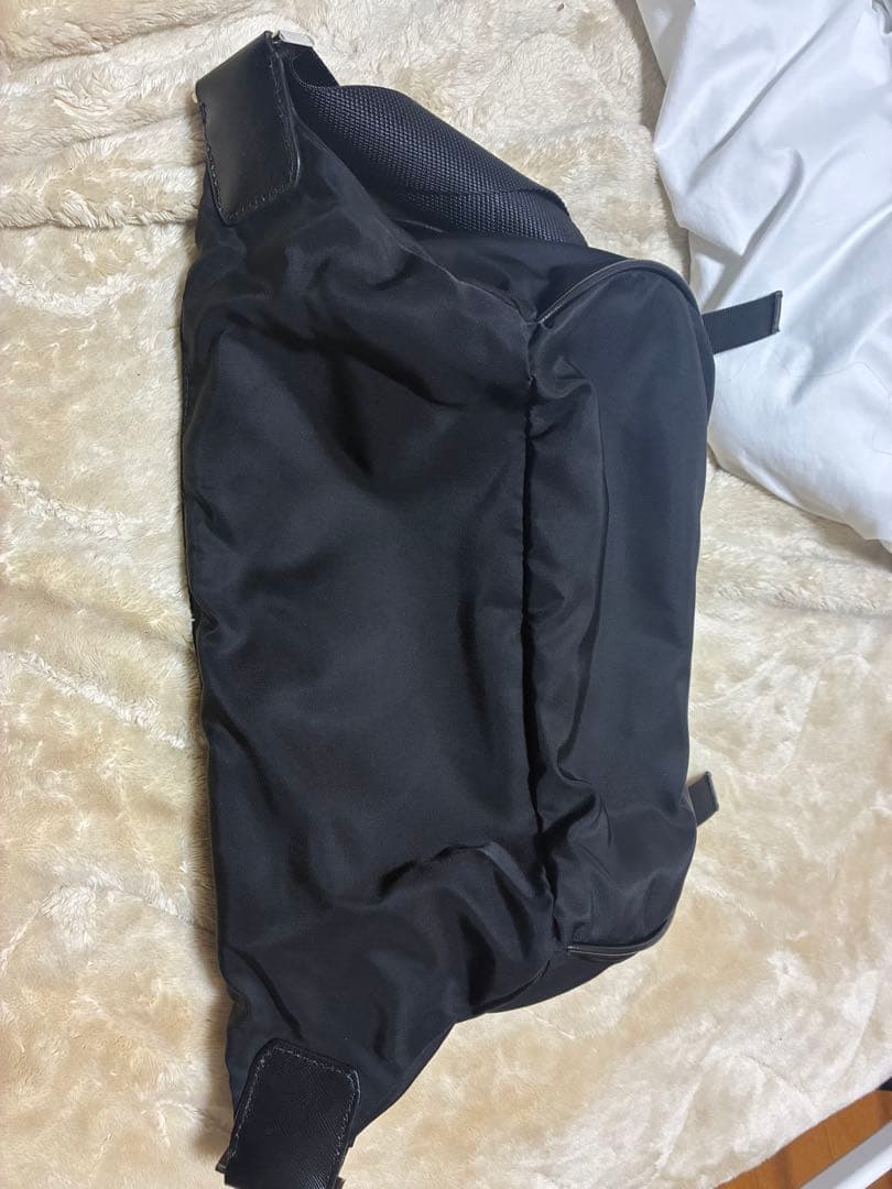 PRADA ブラック ボディバッグ 値引き本日限定