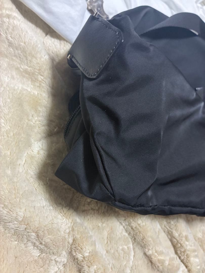 PRADA ブラック ボディバッグ 値引き本日限定