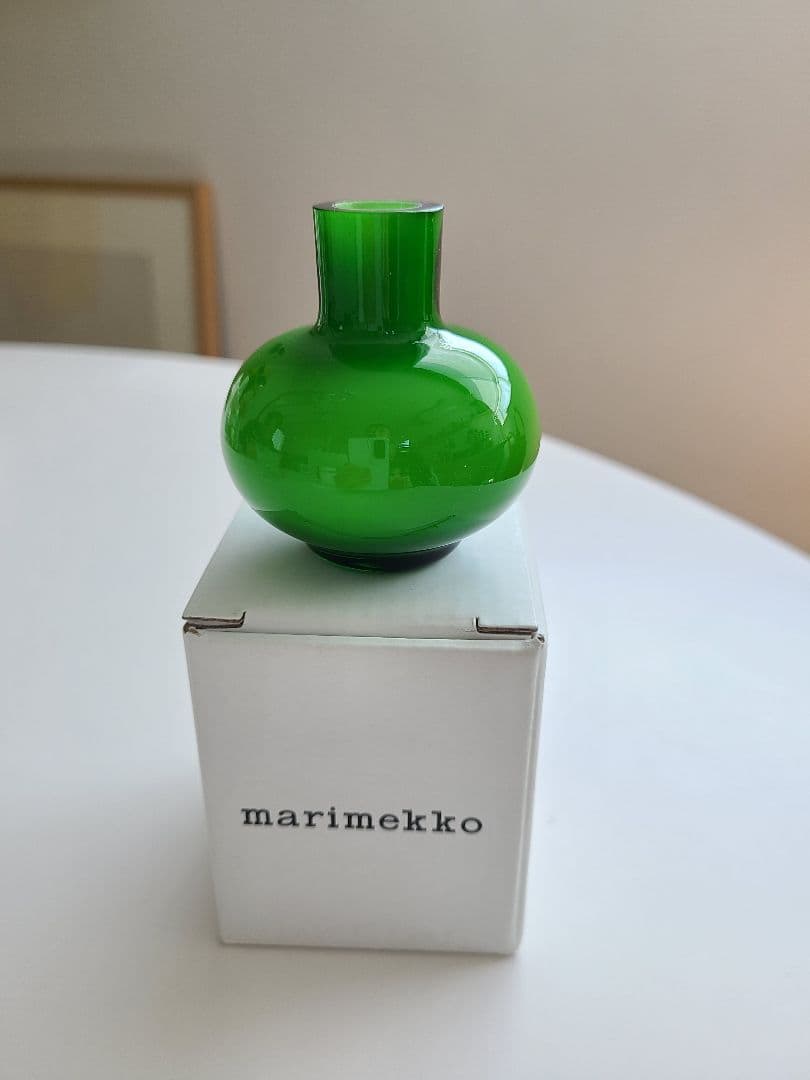 廃盤レアカラー　マリメッコ　一輪挿し　グリーン　フラワースタンド