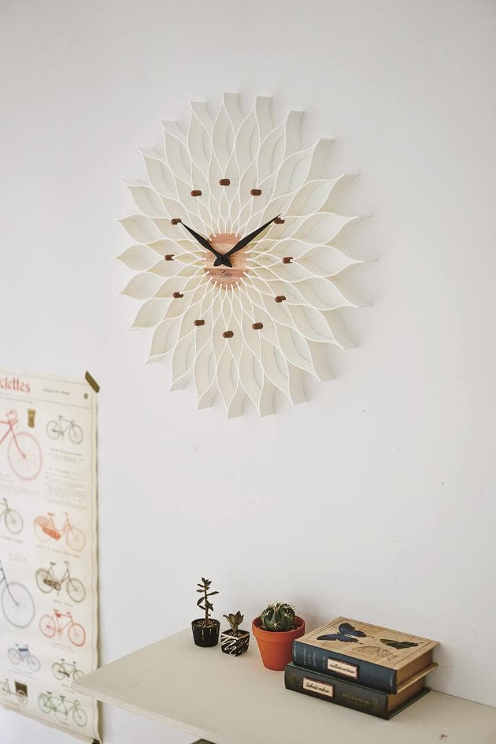 大輪 満開のダリアのよう 掛け時計 おしゃれ 北欧 白