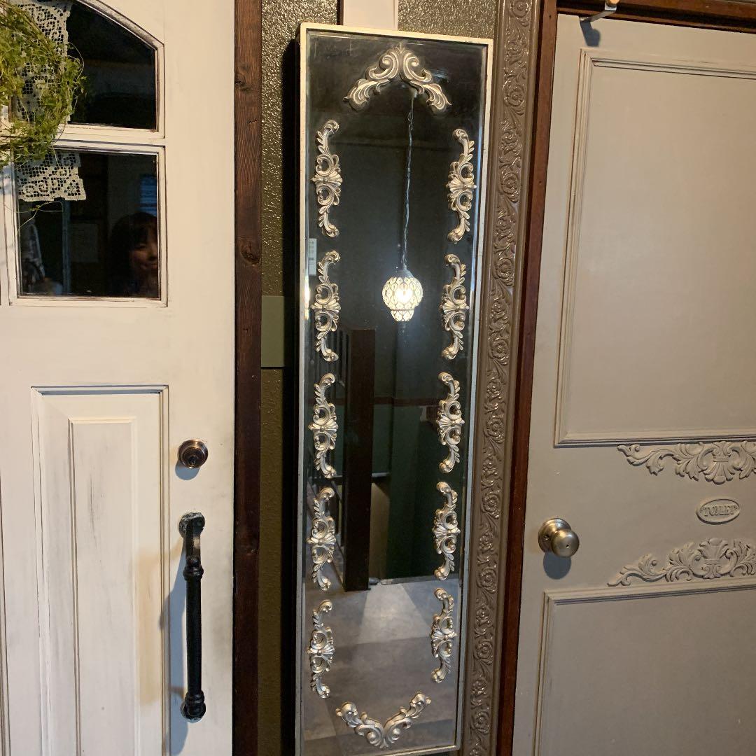 アンティーク風の変わった鏡＊シャビー＊シルバー