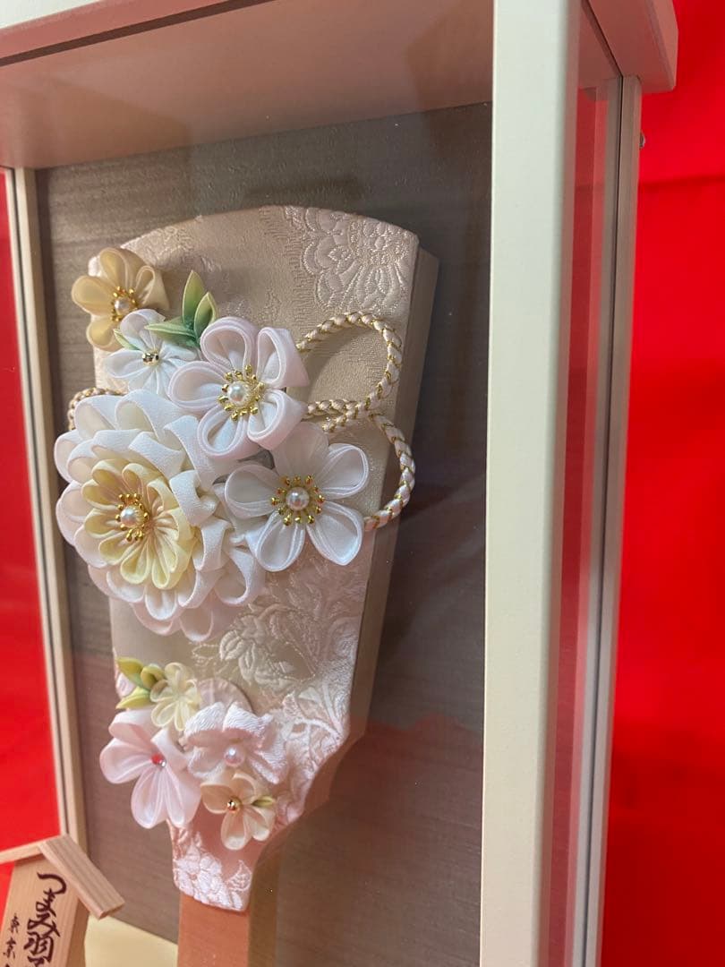 東京久月　つまみ細工額入　羽子板・壁掛け・間口約２４×奥行約１１×高さ約３３㎝