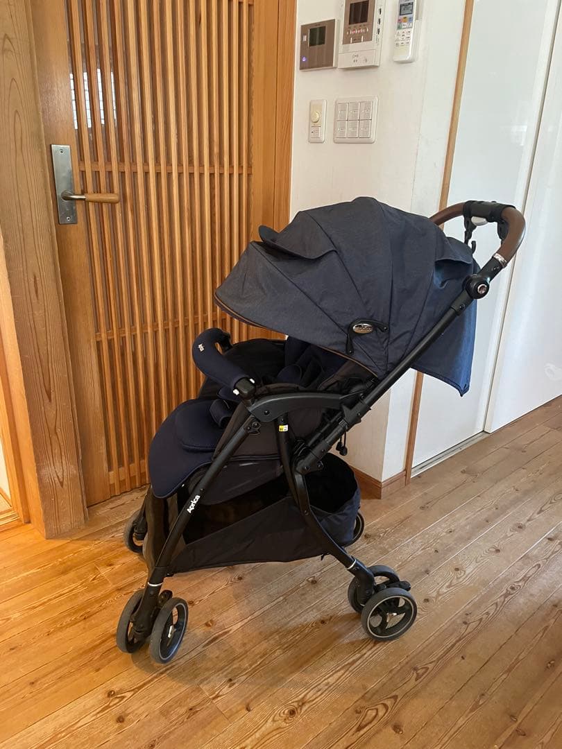 【美品】 Aprica ラクーナビッテ クッション レザーハンドル ベビーカー