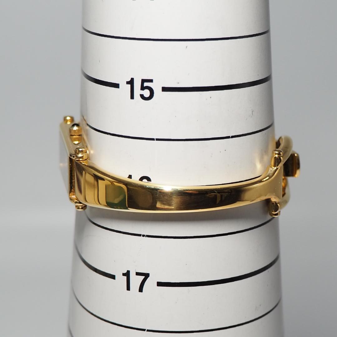 美品 グッチ GUCCI 1500 スクエア バングルウォッチ 腕時計 H598